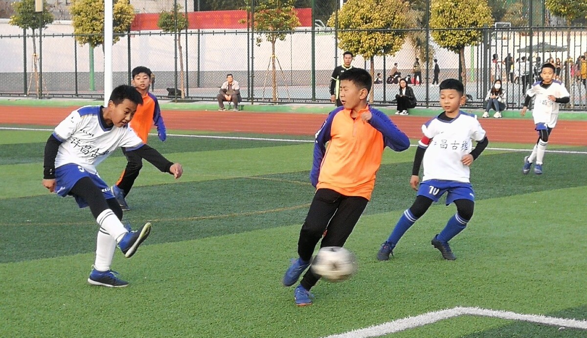 管理层在球 管理层在球